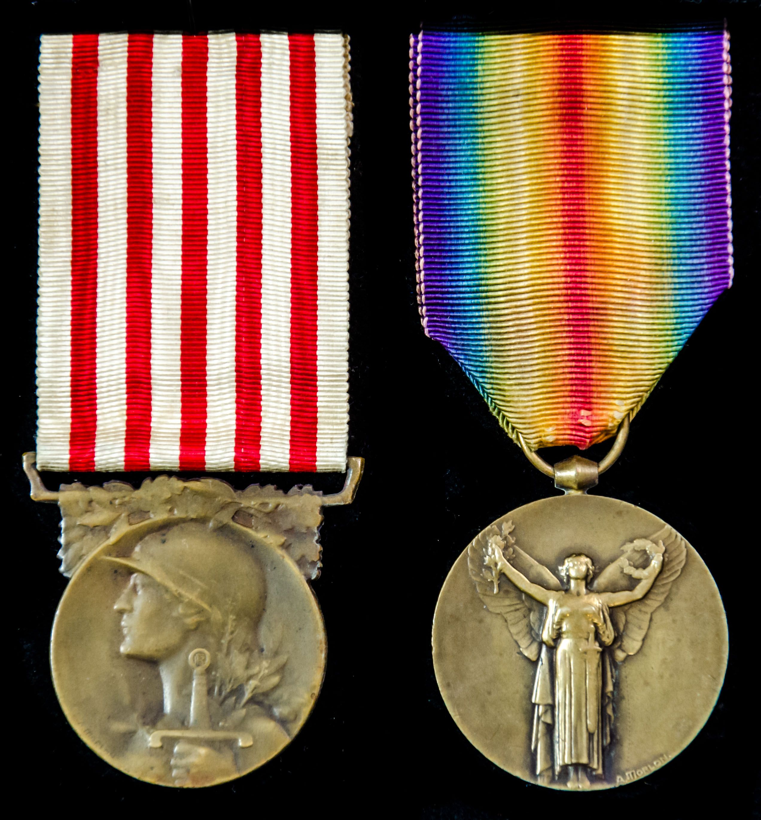 France - Republic of: A pair of First World War awards with extensive supporting original documen...