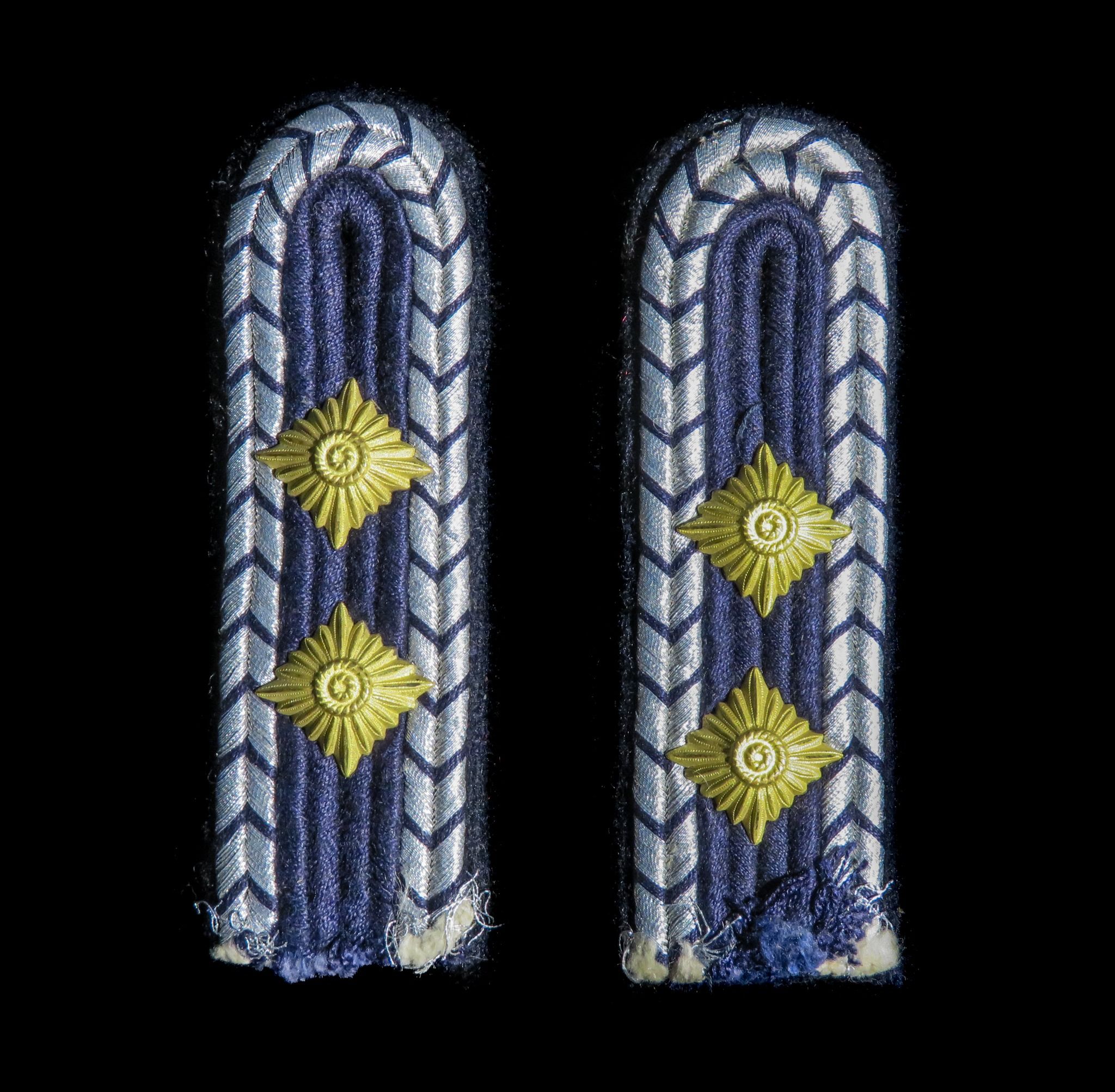 Germany - Third Reich: Pair of matching shoulder boards for an Ordnungspolizei Police Administrat...